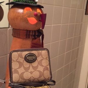 Coach wristlet new without tags